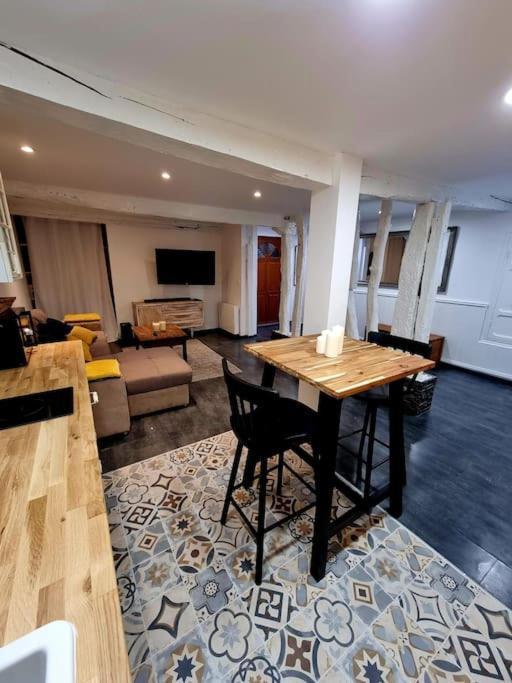 Romantique Room St Michel De Lanes Saint-Michel-de-Lanès المظهر الخارجي الصورة